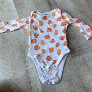Baby pumpkin onesie